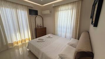 Fer et planche à repasser, Wi-Fi, draps fournis