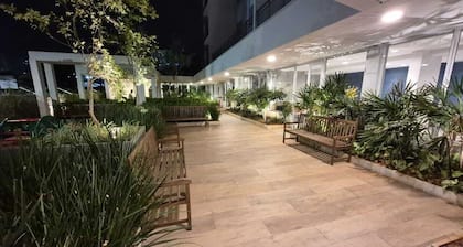 Brand new apartment with rooftop, pool and gym, 5 minutes from Cambuí.