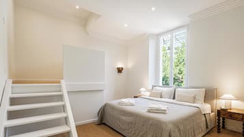 3 chambres, fer et planche Ă repasser, Wi-Fi, draps fournis