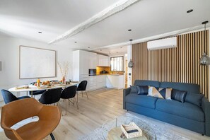 TV, stereo - Amazing 6 people appart, 100m from the Palais! (Cannes)