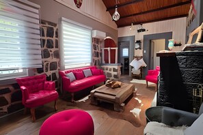 Chalet | Interior - Oceana Suites San Jose de Maipo (San Jose de Maipo)