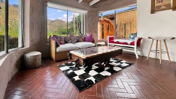 Chalet | Interior