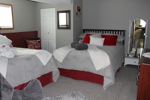 1 habitación, tabla de planchar con plancha, wifi y ropa de cama