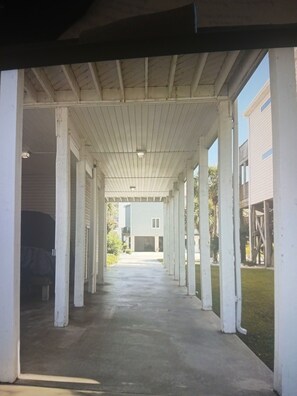 Property grounds - Wonderful 3-bedroom townhome with AC in North Myrtle Beach UNIT 1 (North Myrtle Beach)