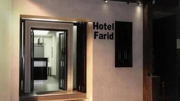 Façana frontal de l'allotjament