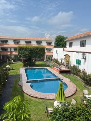 Piscina a l'aire lliure