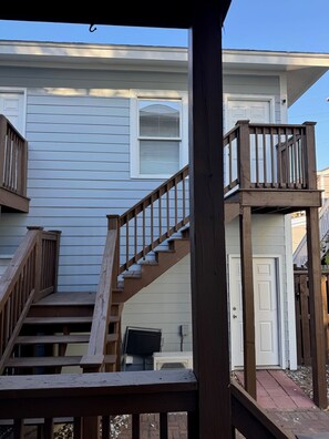 Property grounds - The Starland Loft Apartment- Savannah, GA (Savannah)