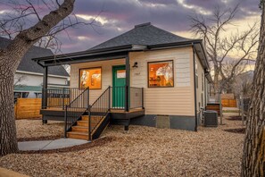 Exterior detail - New- Encore Retreat- Sauna-Fire Pit- Theater Room (Colorado Springs)