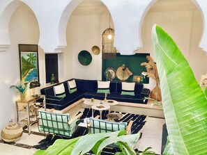 Interior - Private Riad Marrakech with heated rooftop pool. (Marrakech)