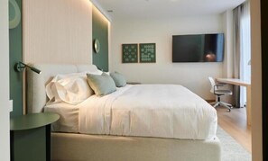 ジュニア スイート キングベッド 1 台 禁煙 (with Sofabed)