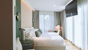 Deluxe Room, 1 King Bed, Non Smoking