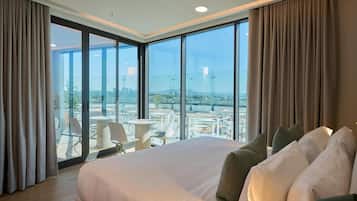 Suite, 1 King Bed, Terrace, City View (Living Room;with Sofabed) | Minibar, desk, laptop workspace, bed sheets