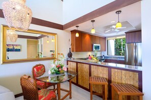 Condo, Multiple Beds (Country Club Villas#310) | Private kitchen - Country Club Villas#310 (Kailua-Kona)