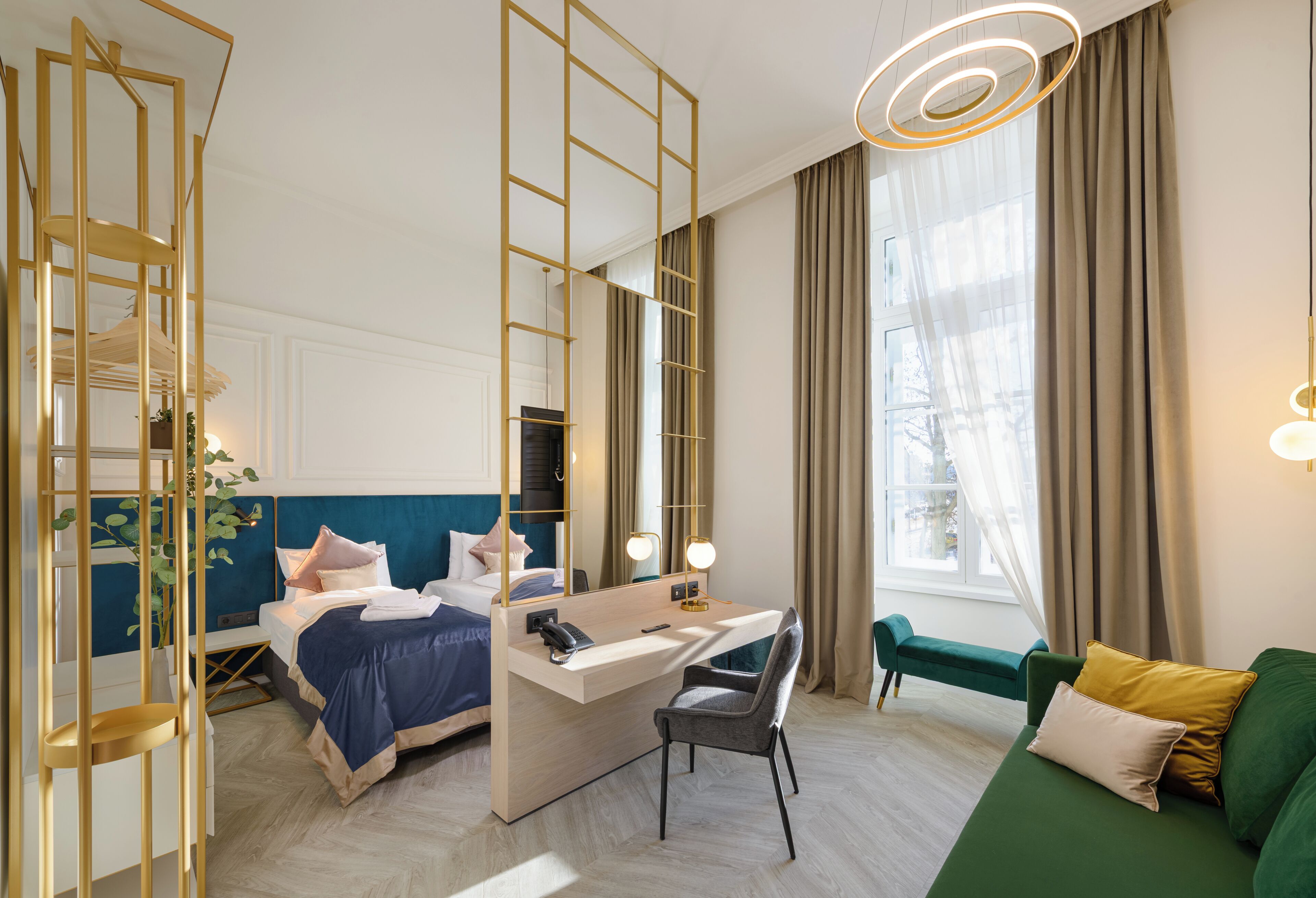 Superior-Zweibettzimmer | Hochwertige Bettwaren, Betten mit Memory-Foam-Matratzen, Zimmersafe