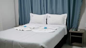 Desk, laptop workspace, free WiFi