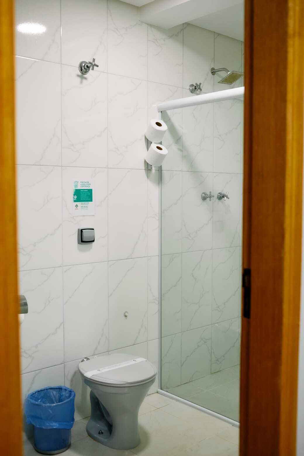 Shower, towels, soap, toilet paper