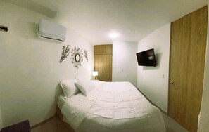2 habitaciones, tabla de planchar con plancha y wifi gratis 
