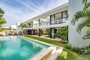 Pool - Brezza 3BR Luxury Private Pool Villa - Uluwatu (South Kuta)