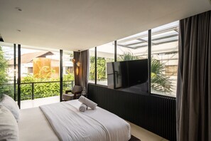 Iron/ironing board, WiFi, bed sheets - Brezza 3BR Luxury Private Pool Villa - Uluwatu (South Kuta)
