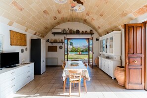 Interior - Villa Alida by Vivimy (Andrano)