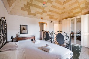 2 bedrooms, iron/ironing board, Internet - Villa Alida by Vivimy (Andrano)