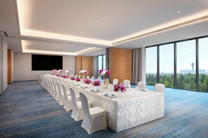 Meeting facility - Hualuxe Xianyang By Ihg (Xianyang)