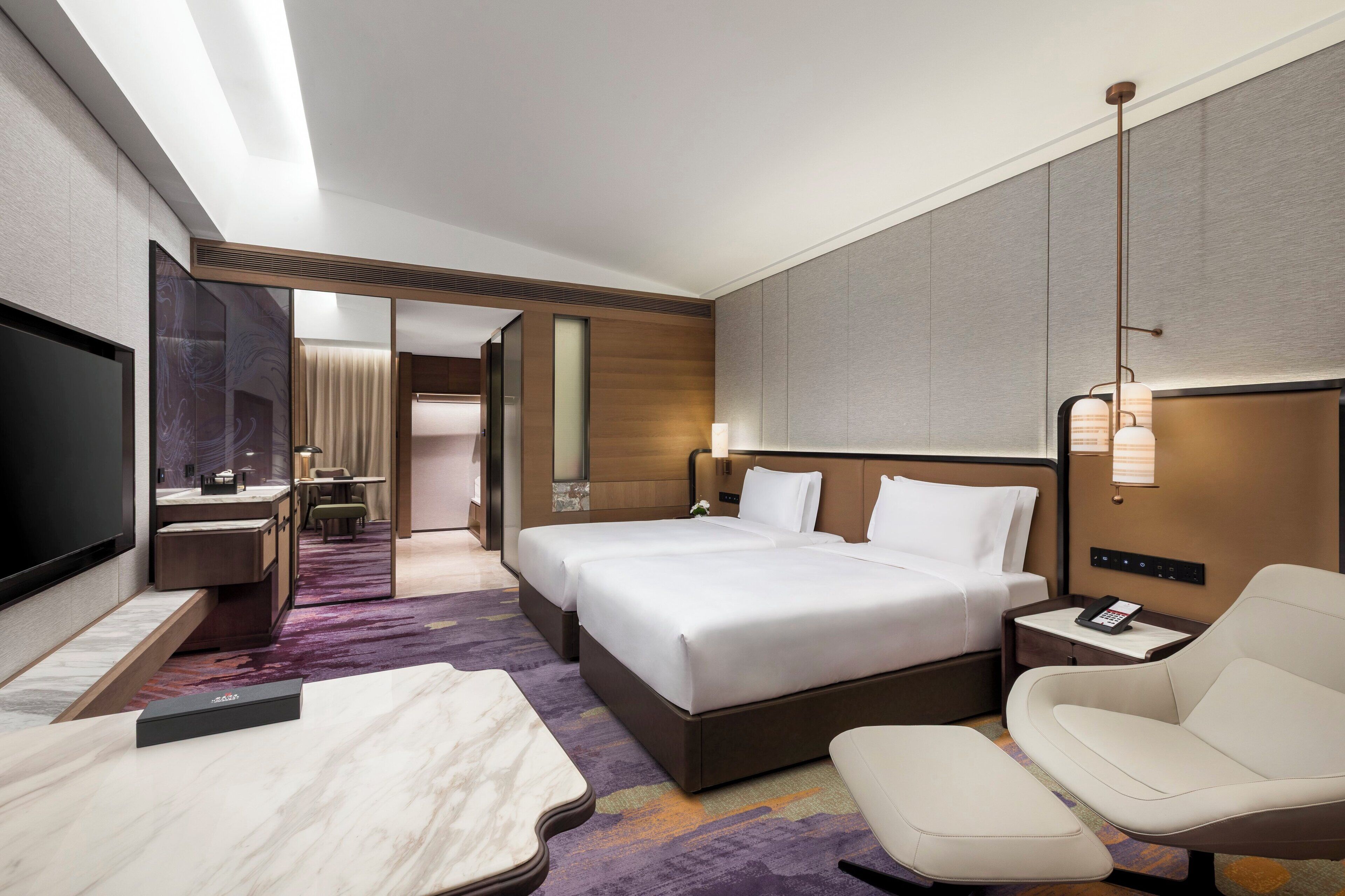 Blackout drapes, free WiFi, bed sheets