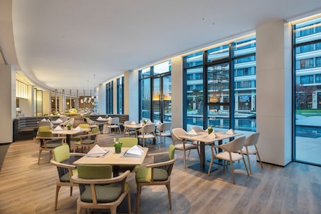 Restaurante. Holiday Inn Xianyang Shuangzhao Lake By Ihg