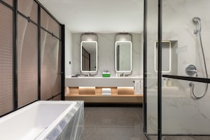 Free WiFi - Holiday Inn Xianyang Shuangzhao Lake By Ihg (Xianyang)