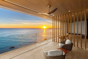 Terrace/patio - Ocean Q beach front PH 501-5 Bdr in Querencia, Chef & Butler, Jacuzzi, (San José del Cabo)