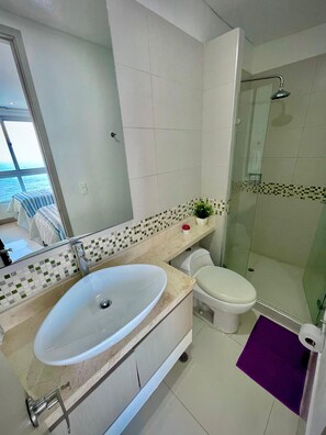 Towels, soap, toilet paper - Apartment Sea View Cartagena 21 (Cartagena de Indias)