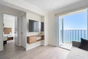 TV - Sight 1707 · Ocean View 2BR Stylish Apt • Pool, Gym & Parking (Lima)