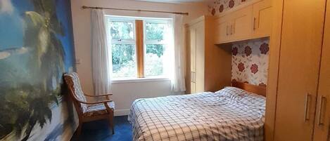 2 chambres, fer et planche à repasser, Wi-Fi gratuit
