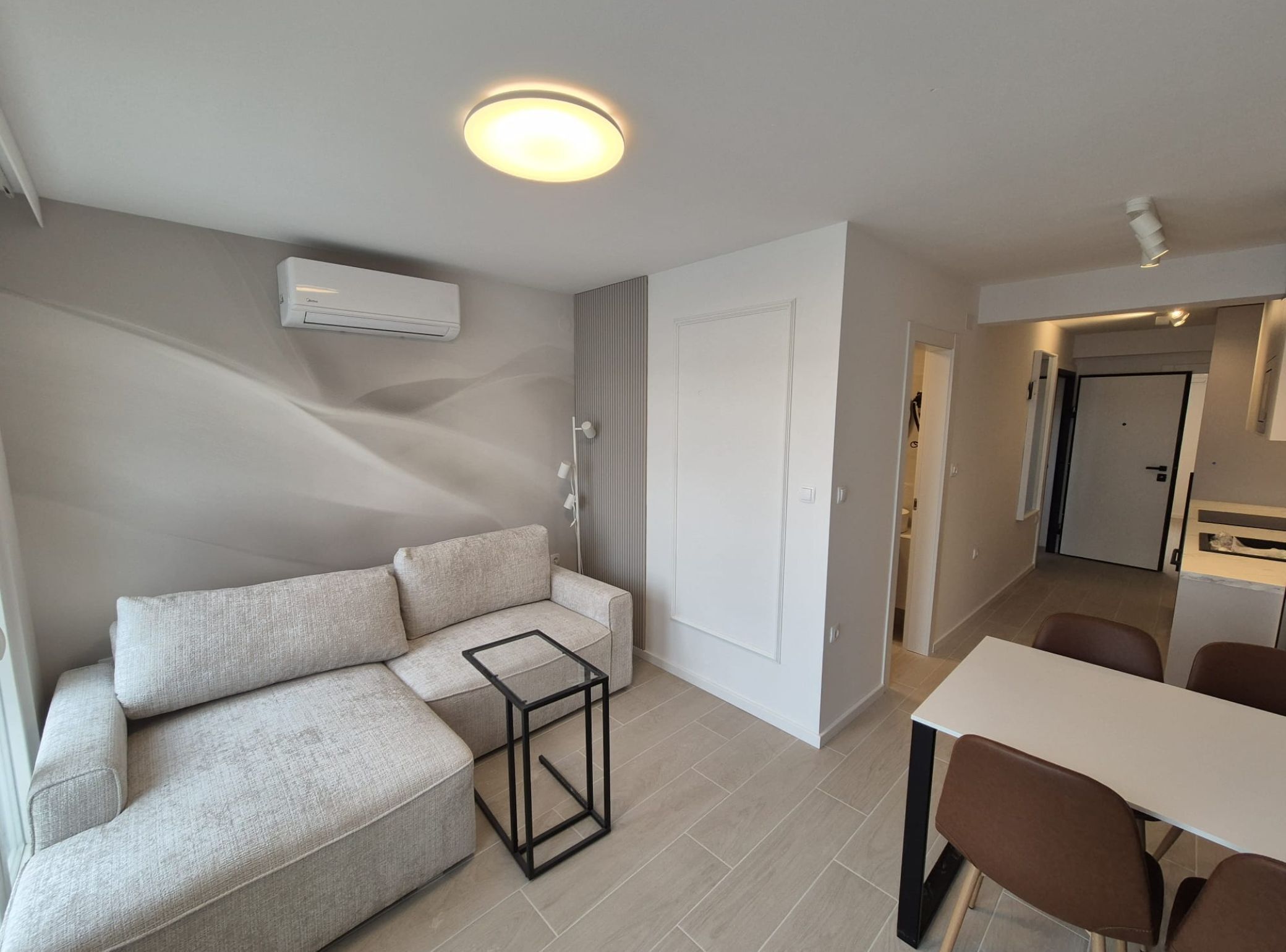 Apartment (One bedroom apartment III) | Living room | 32-inch flat-screen TV with satellite channels