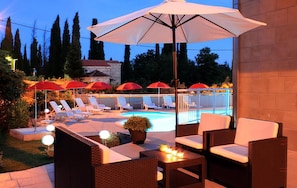 Pool - Nice apartment in Cilipi (Cilipi)