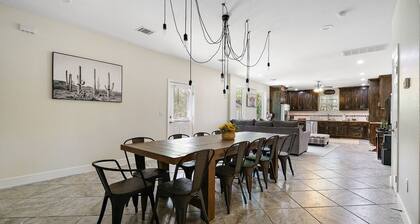 Modern Country Escape w/ Hot Tub & Total Privacy