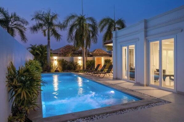 Outdoor pool - Orchid Paradise Homes OPV 315 (Hua Hin)