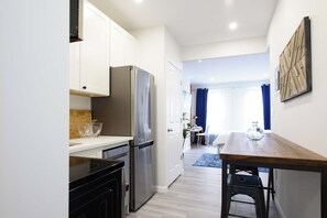 Interior - 240-15  Luxury Studio Prime Location W&D (New York)