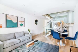 TV, offices - 75-3C Duplex 3BR W/D in the unit (New York)