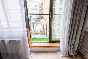 Interior - 75-3C Duplex 3BR W/D in the unit (New York)