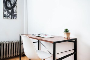 Interior - 102-1A Best Value 2BR Apt Near Central Park (New York)