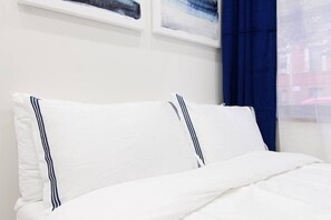 1 bedroom, desk, iron/ironing board, WiFi - 78-1D New Junior 1 BR Prime UES- WD in unit (New York)