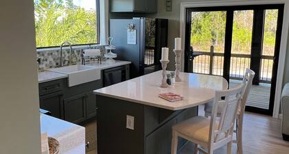 Luxury Costal Cabin Nestled In Woods & Close To Beach #3818