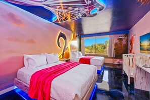 Fer et planche à repasser, lit parapluie, Wi-Fi, draps fournis