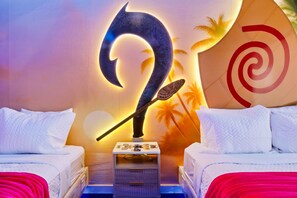 WiFi, bed sheets - Moana Adventure Suite Near Disney (Kissimmee)