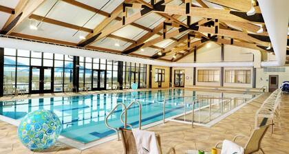 6 Bedrooms/5.5 Bath/Sauna/HotTub/Resort access/Entire home/Galena
