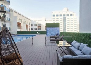 House - Stayshort - Studio in JVC Sleeps 4 With Balcony (Dubai)