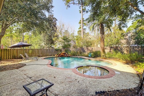Near Trails, Shops & Eats: Spring Home w/ Pool