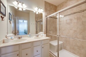 Hair dryer, towels - Shuttle to Beach, Relax on Patio! Millville Escape (Millville)
