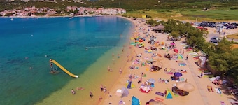 Gorgeous apartment in Pag with WiFi